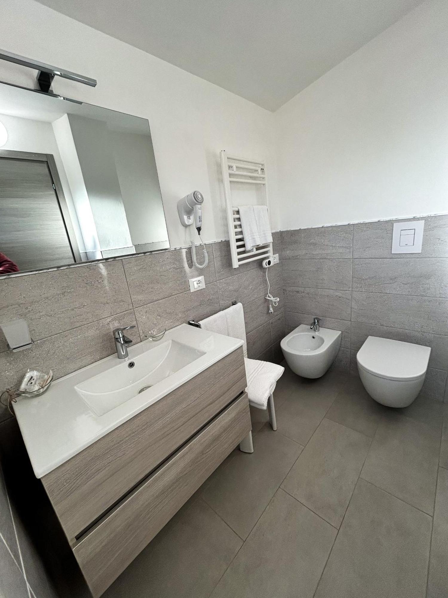 Valle Degli Ulivi B&B Вьесте Экстерьер фото